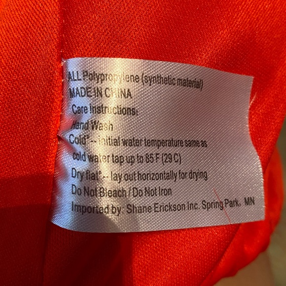 Red sport wig (176) - Picture 3 of 4